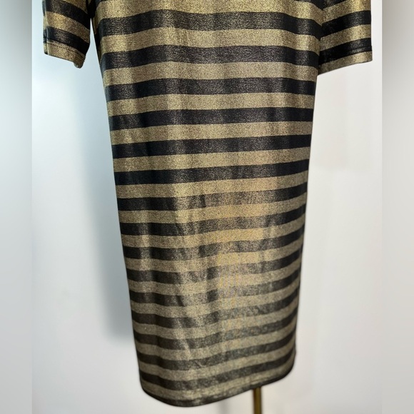 MinkPink Black and Gold Shimmer Striped T-shirt Shift Dress Size Small - Picture 4 of 12